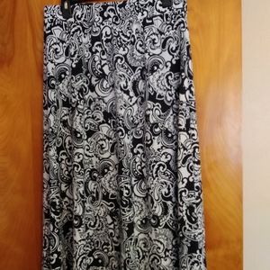 🌹3/$20🌹 Paisley Skirt